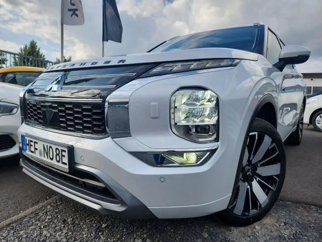 Mitsubishi Outlander 4WD