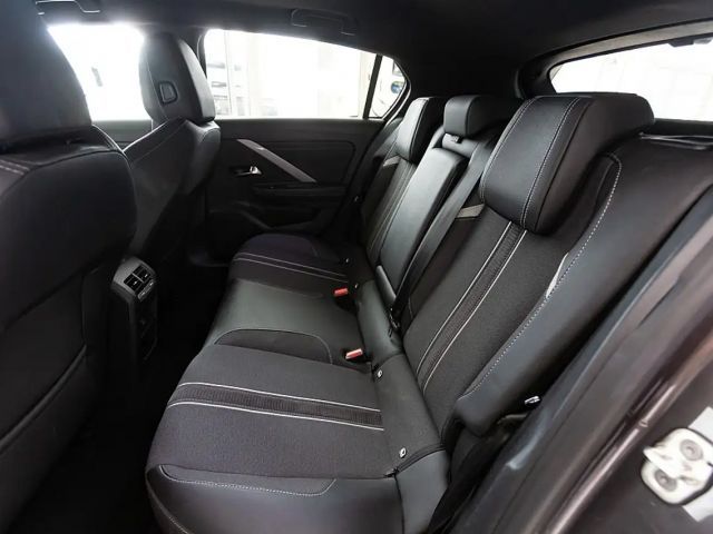 Opel Astra GS-Line Grand Sport Turbo