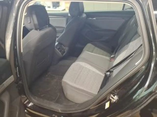 Skoda Superb 1.5 TSI Selection