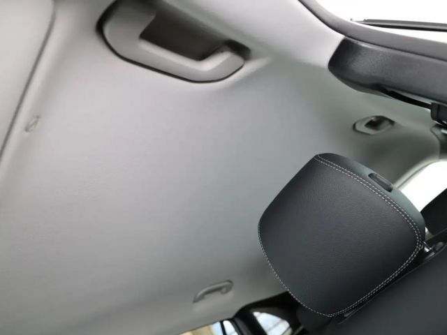 Mercedes-Benz GLA 200 Progressive