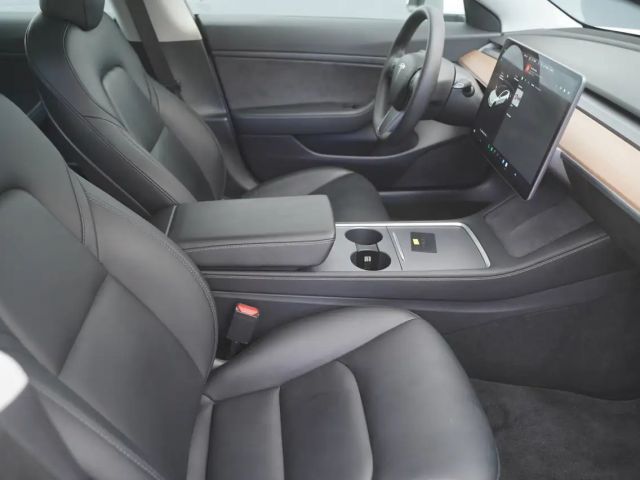 Tesla Model 3 Standard Range