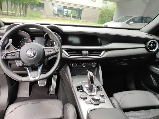 Alfa Romeo Stelvio AT8 Q4 Veloce