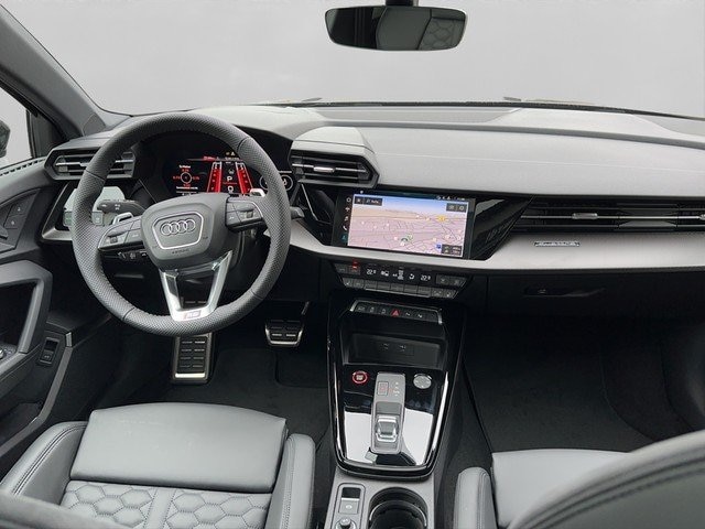 Audi RS3 Quattro S-Tronic Sedan