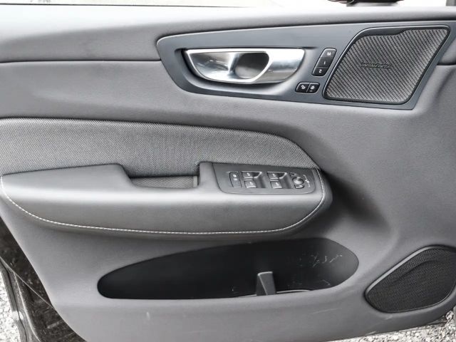 Volvo XC60 AWD Plus Recharge