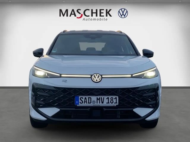 Volkswagen T-Roc 1.5 eTSI DSG R-Line