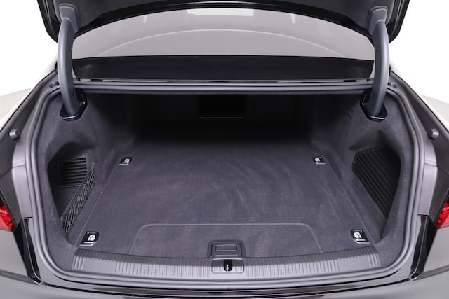 Audi A8 60 TFSI Hybride Quattro