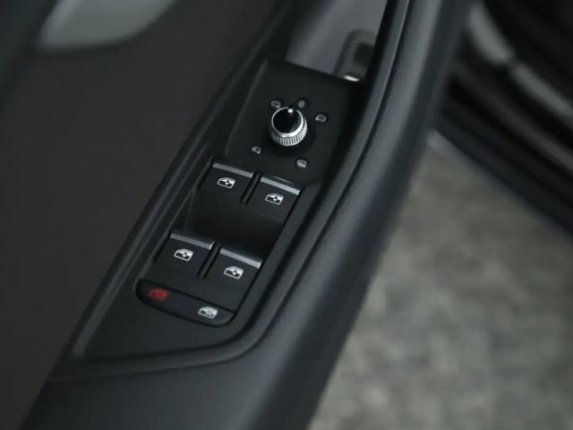 Audi A4 30 TDI Avant