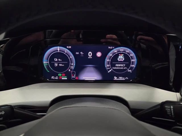 Volkswagen Golf DSG eHybrid