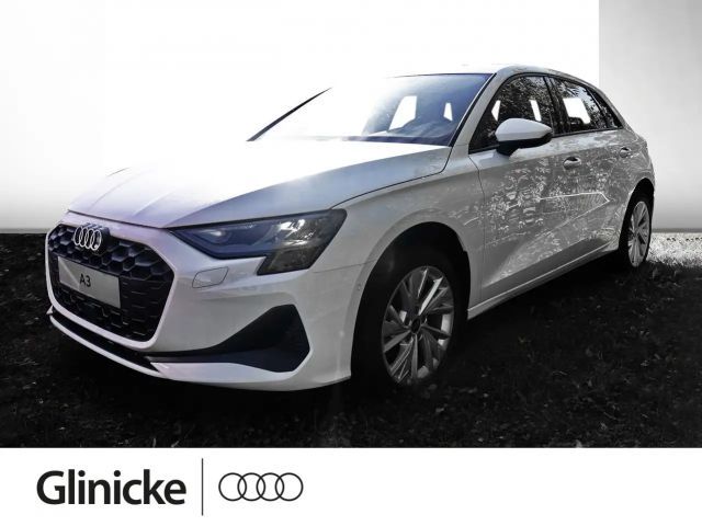 Audi A3 30 TFSI Sedan