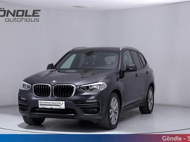 BMW X3 xDrive30e