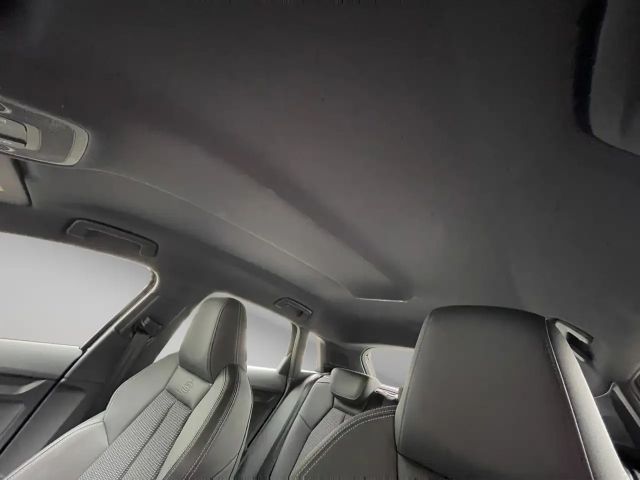 Audi A3 30 TFSI Sedan
