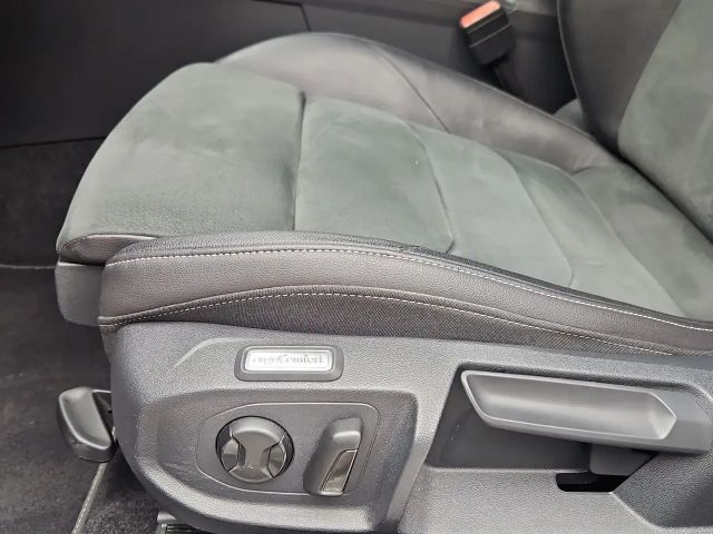 Volkswagen Arteon 2.0 TSI R-Line