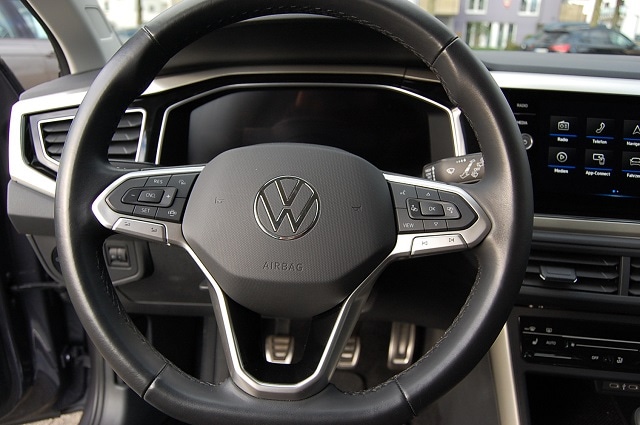 Volkswagen Taigo Benziner App PDC LED Alu Sitzheizung