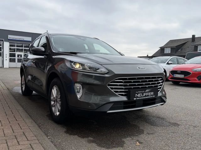 Ford Kuga AWD Hybrid Titanium