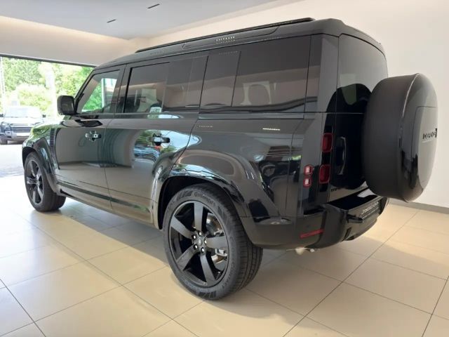 Land Rover Defender 110 D300 Dynamic HSE