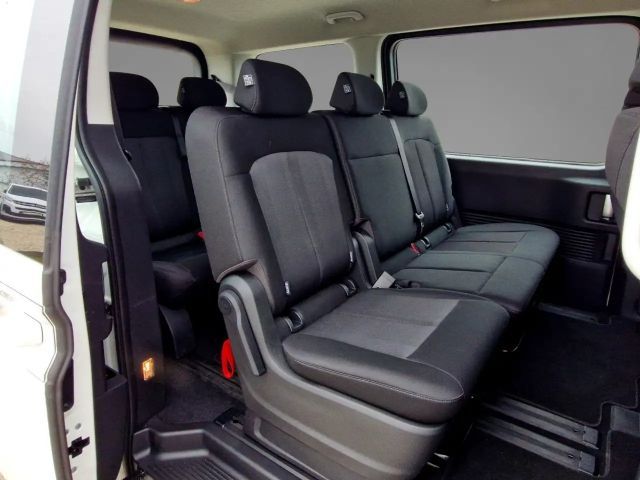 Hyundai Staria Trend