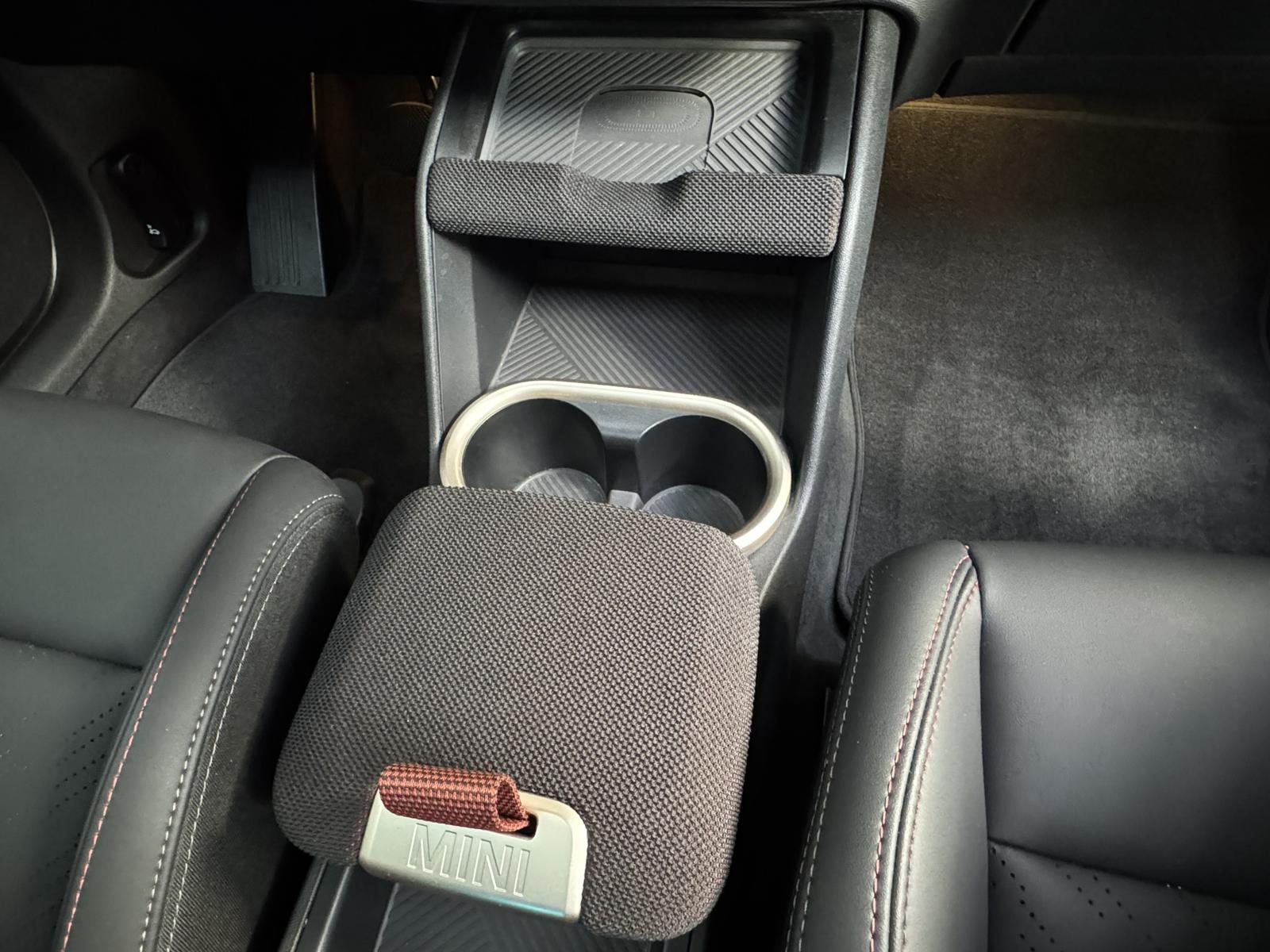 MINI Cooper C Countryman John Cooper Works