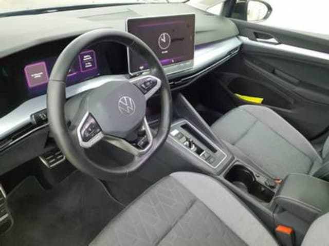 Volkswagen Golf 1.5 eTSI DSG