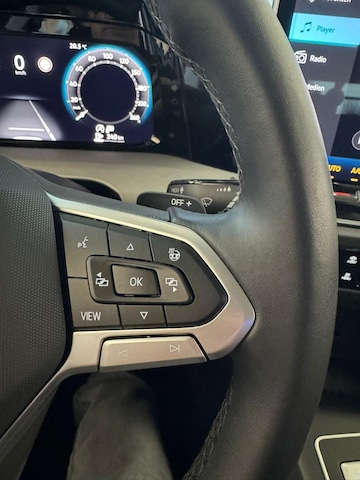 Volkswagen Golf 1.5 eTSI DSG