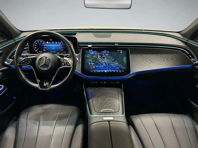 Mercedes-Benz E 220 4MATIC E 220 d Estate