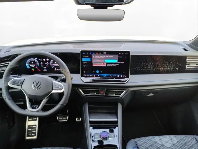 Volkswagen Tiguan 4Motion R-Line