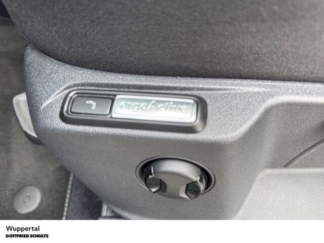 Volkswagen T-Roc 1.5 TSI DSG R-Line