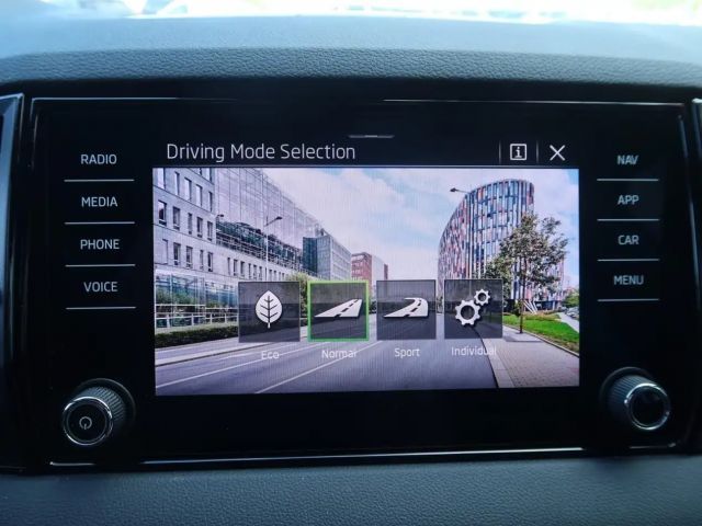 Skoda Karoq 1.5 TSI Sportline