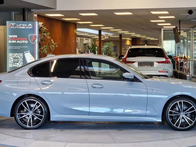 BMW 320 320d Sedan xDrive