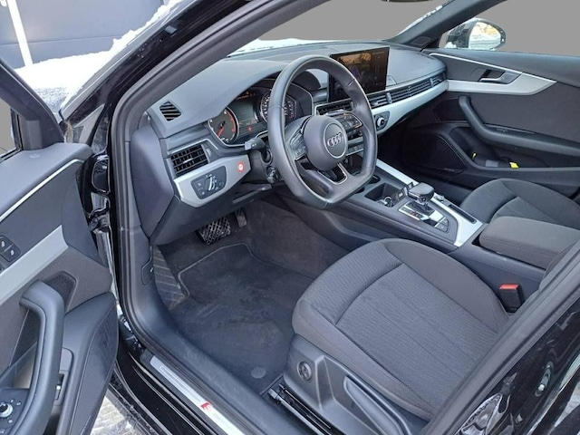 Audi A4 35 TFSI Avant S-Line S-Tronic