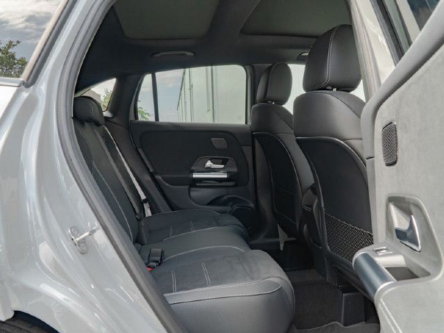 Mercedes-Benz GLA 250 4MATIC