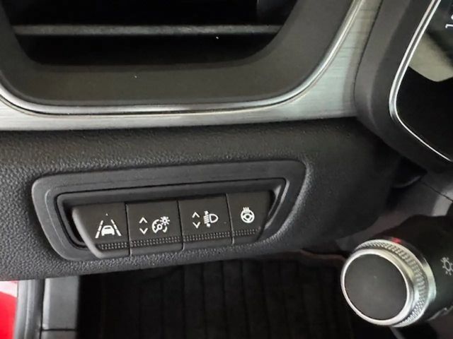 Renault Captur EDC Intens TCe 140