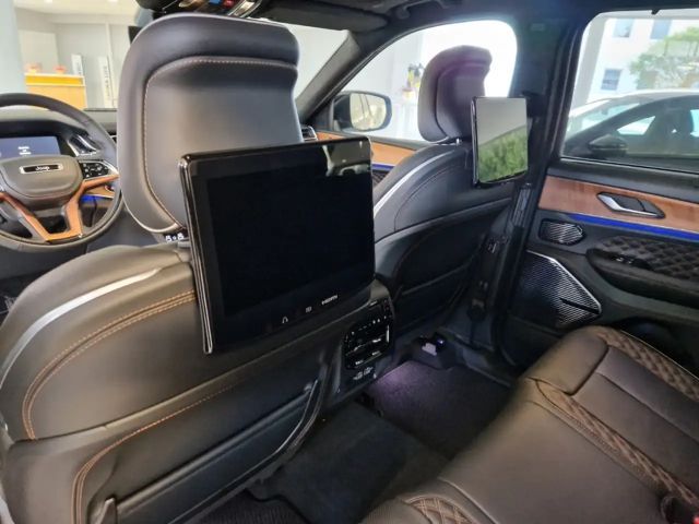 Jeep Grand Cherokee 4x4 Summit