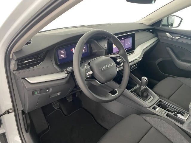 Skoda Octavia Essence TSI