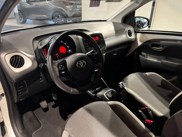 Toyota Aygo 1.0 VVT-i Play X-play