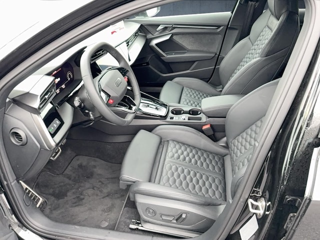 Audi RS3 Quattro S-Tronic Sedan