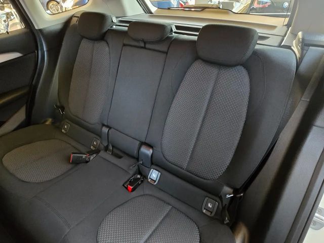 BMW X1 25e Hybrid Allrad A. neuwertiger Zustand -8.400 km