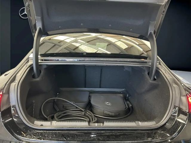 Mercedes-Benz EQE 350 AMG Line Sedan