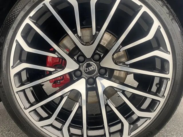 Audi Q8 55 TFSI Hybride Quattro