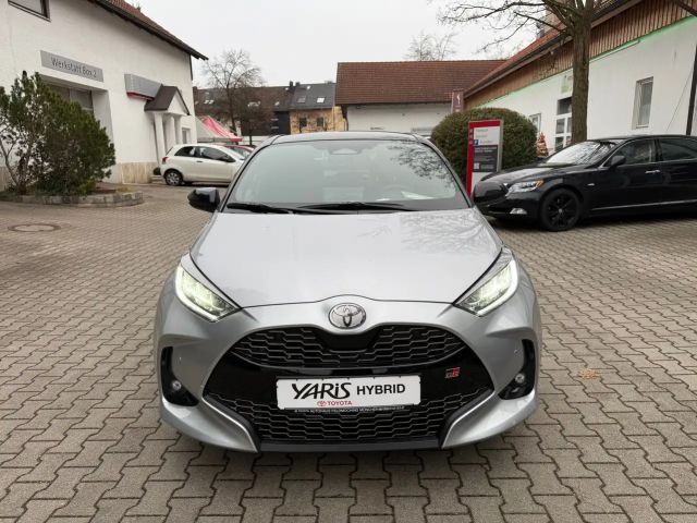Toyota Yaris GR Hybride VVT-i