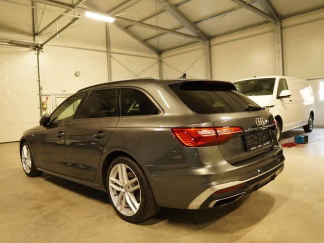 Audi A4 35 TDI Avant S-Line S-Tronic