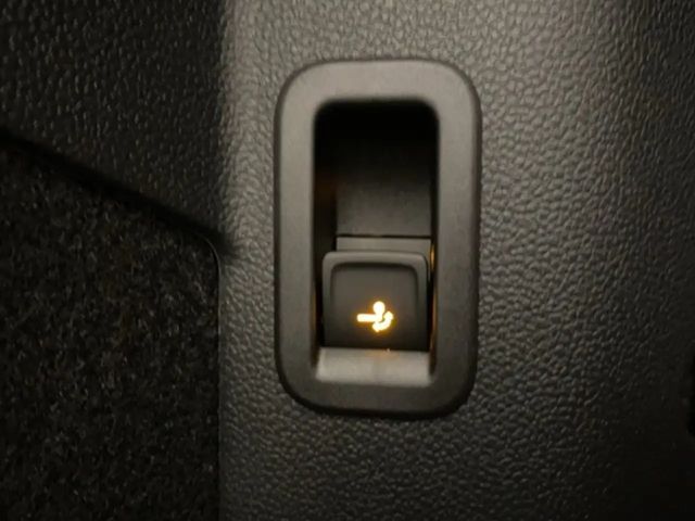 Volkswagen Golf 1.5 eTSI DSG Golf VIII Style