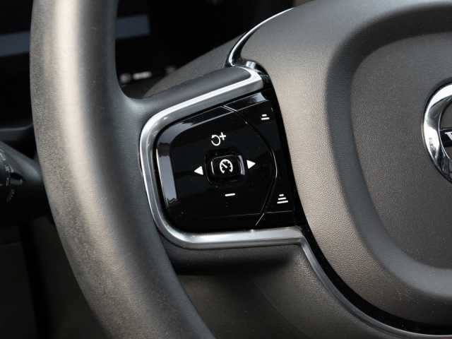 Volvo XC60 AWD R-Design Recharge