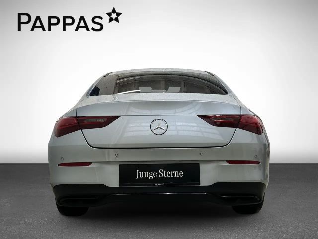 Mercedes-Benz CLA 180 Coupé Progressive