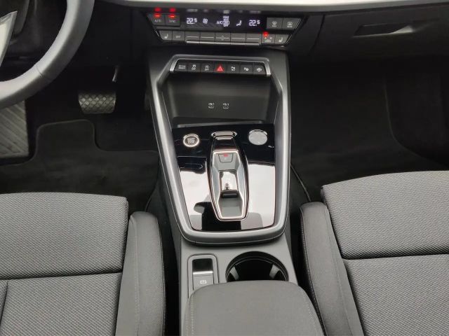 Audi A3 35 TFSI S-Line S-Tronic Sportback