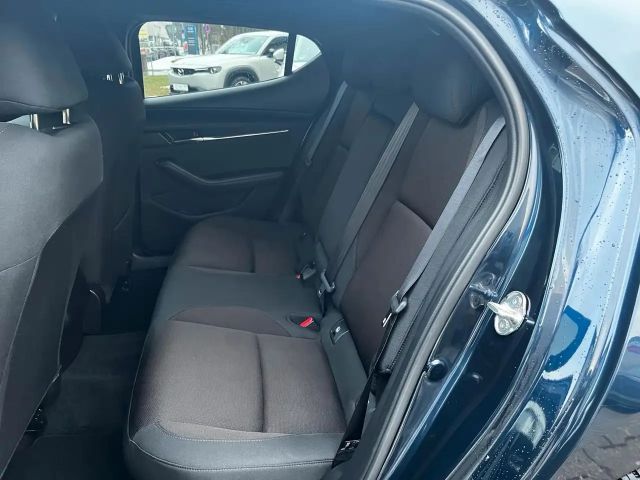 Mazda 3 Benzin 140 PS 6AG Centre-Line Design-P Navi