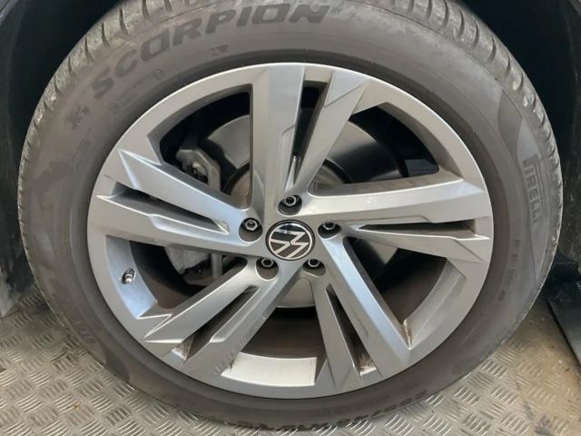 Volkswagen Tiguan 4Motion IQ.Drive R-Line