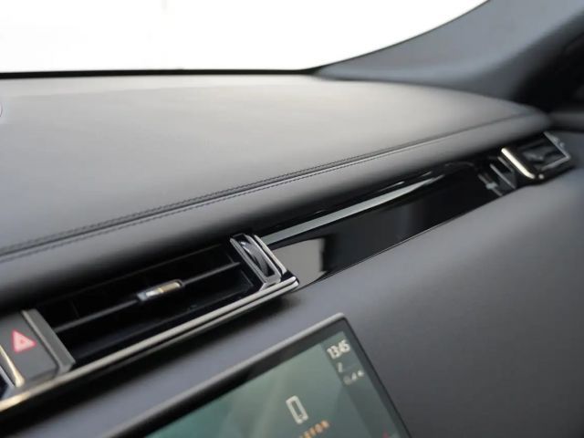 Land Rover Range Rover Velar P400e SE