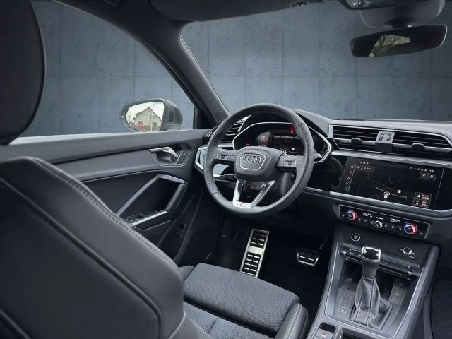 Audi Q3 35 TFSI S-Line