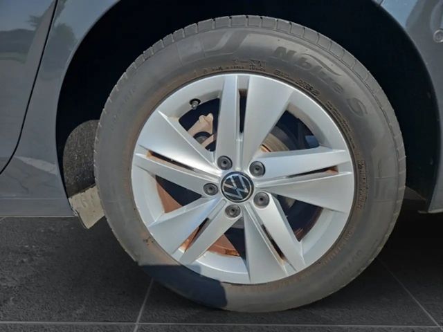 Volkswagen Golf DSG Golf VIII Life