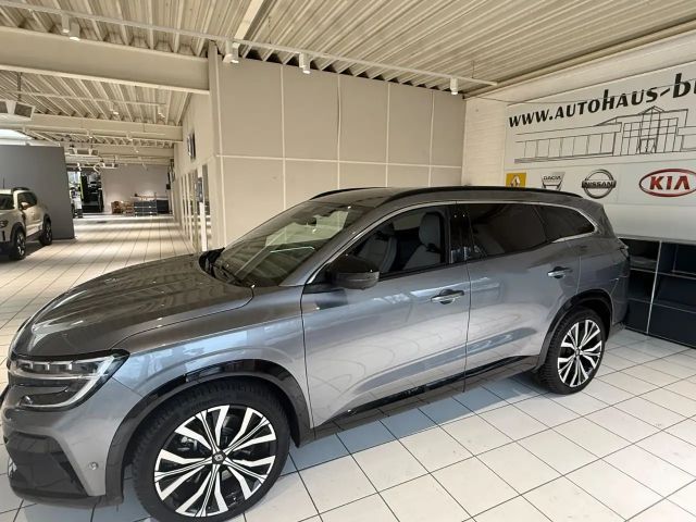 Renault Espace E-Tech Hybrid Iconic